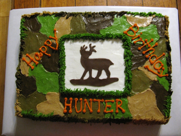 Camo-Cakes-Pictures.jpg